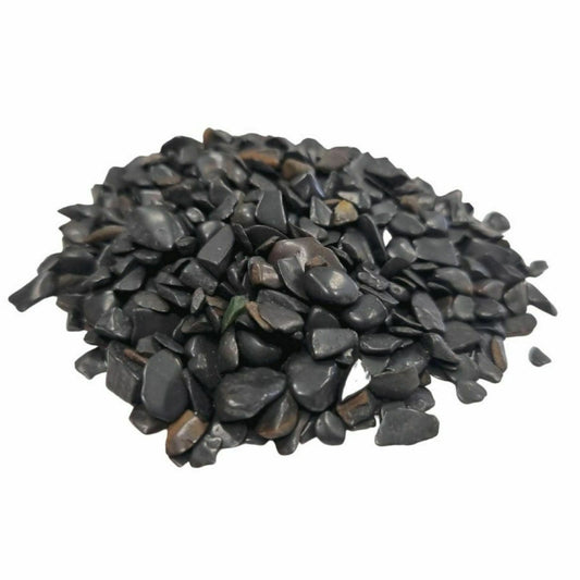 Polished black tourmaline gemstone chips pile from SGI Online for decorative and healing use SGI Online